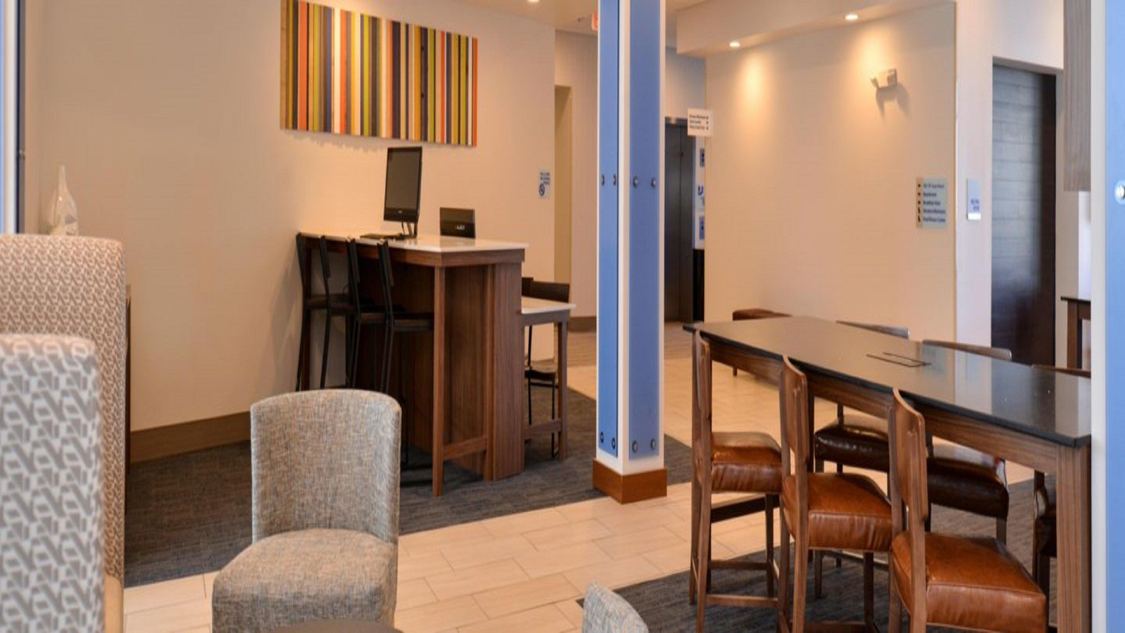 Holiday Inn Express & Suites - Southgate - Detroit Area, An Ihg Hotel Dış mekan fotoğraf