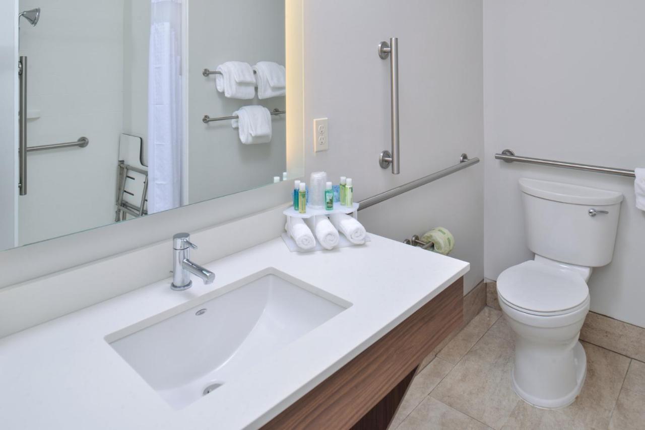 Holiday Inn Express & Suites - Southgate - Detroit Area, An Ihg Hotel Dış mekan fotoğraf