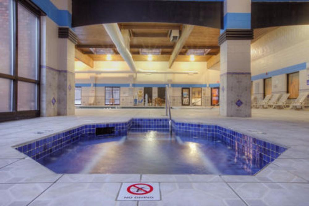 Holiday Inn Express & Suites - Southgate - Detroit Area, An Ihg Hotel Dış mekan fotoğraf